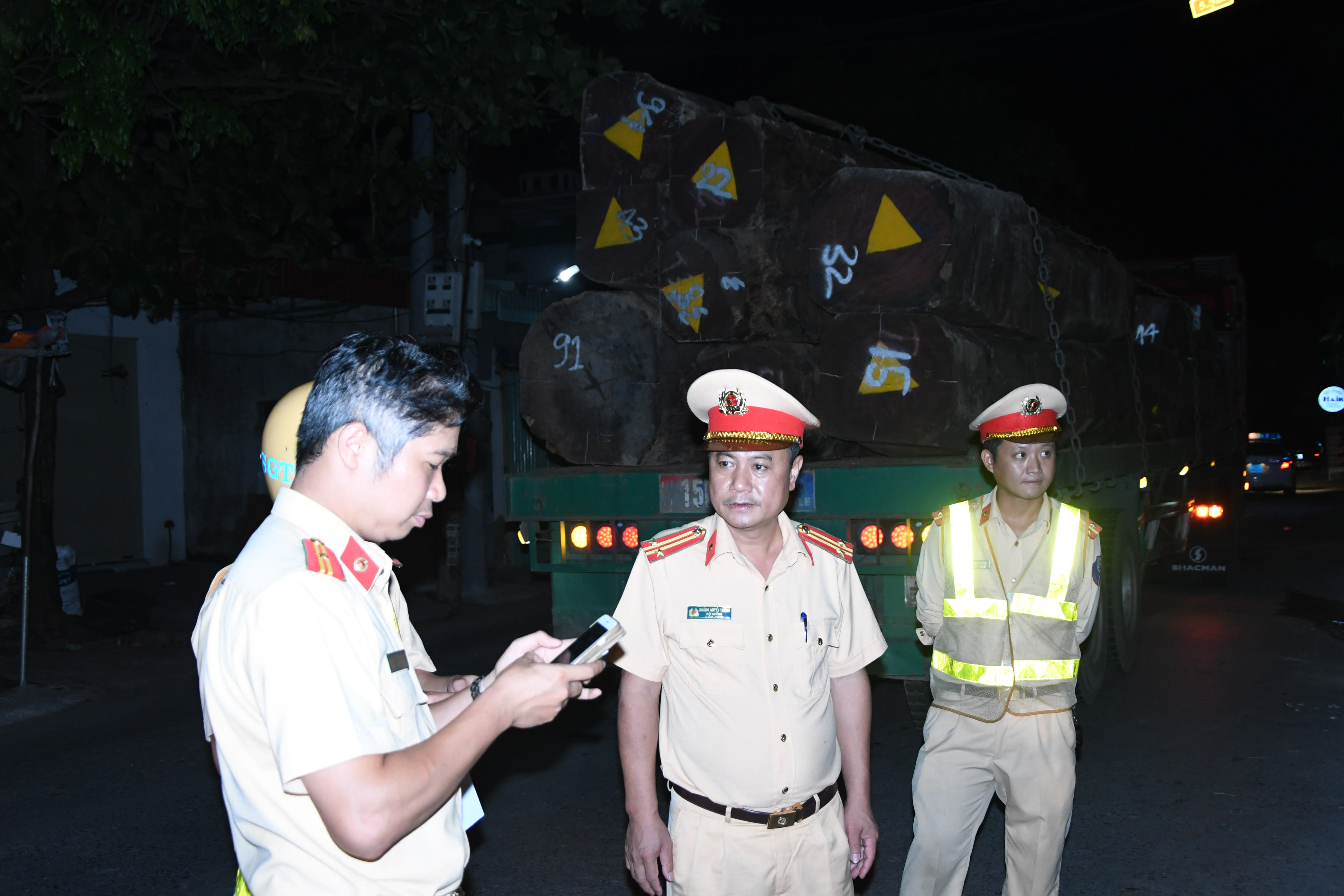Xử lý 189 trường hợp vi phạm phạm trật tự an toàn giao thông trong ngày 26.7.2022